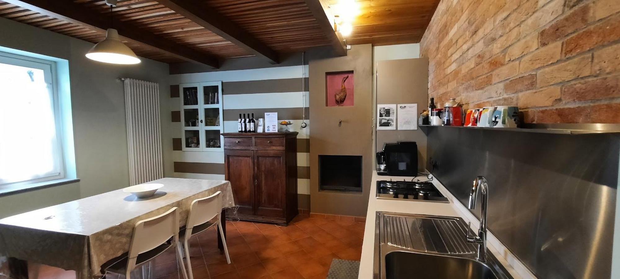 Ca Trifolera Barbaresco - Romantico Cascinale Con Antica Cantina Nel Cuore Delle Langhe - Degustazione Vini Nella Nostra Cantina Luaran gambar