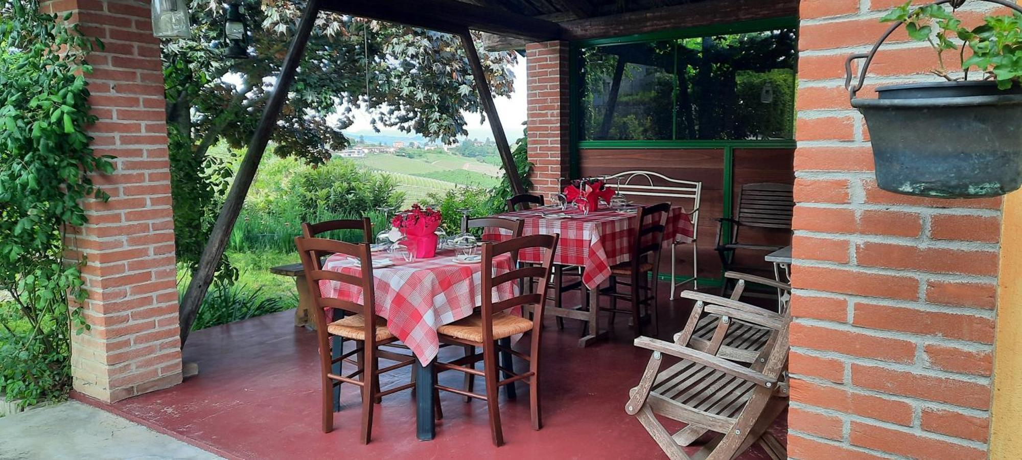 Ca Trifolera Barbaresco - Romantico Cascinale Con Antica Cantina Nel Cuore Delle Langhe - Degustazione Vini Nella Nostra Cantina Luaran gambar