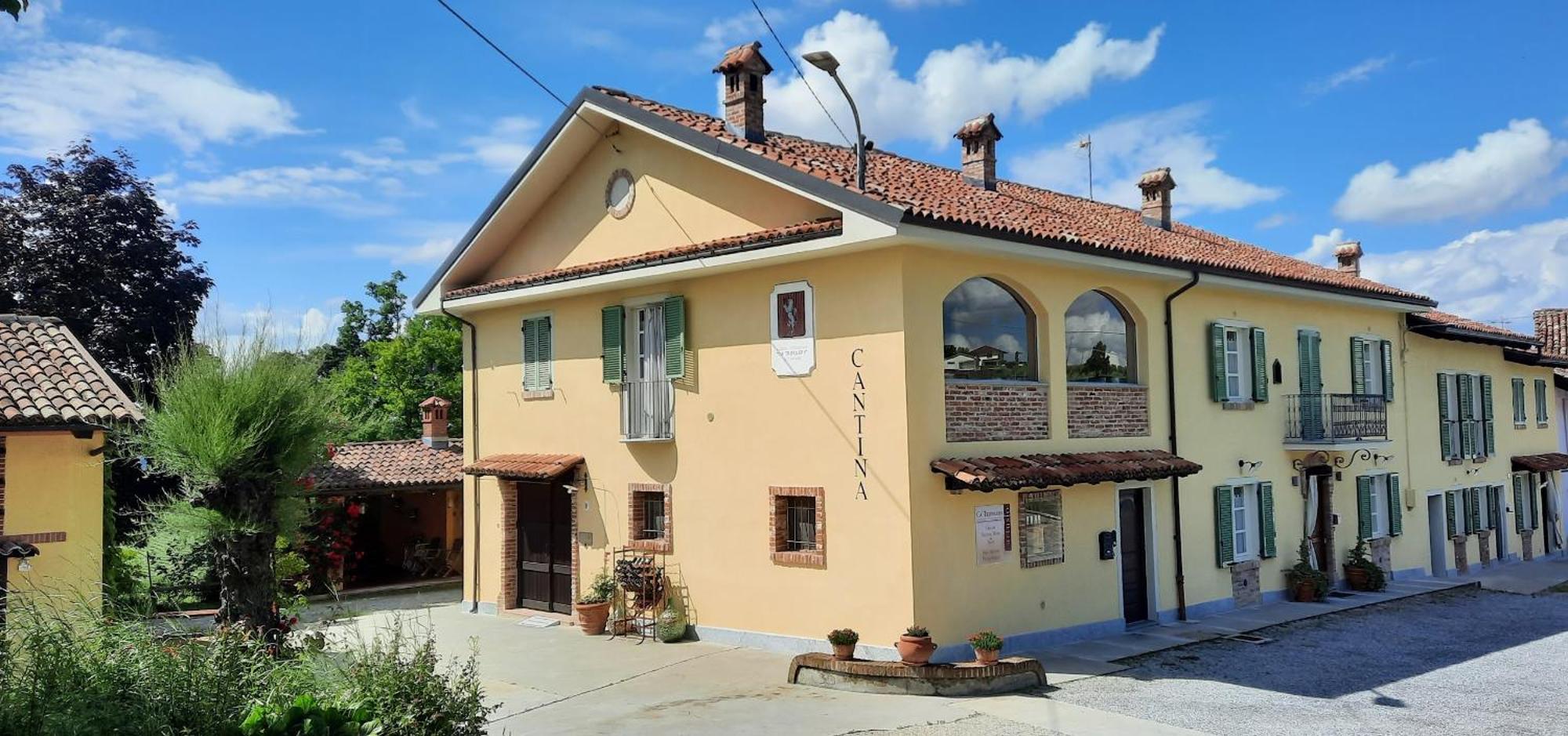 Ca Trifolera Barbaresco - Romantico Cascinale Con Antica Cantina Nel Cuore Delle Langhe - Degustazione Vini Nella Nostra Cantina Luaran gambar